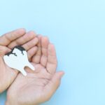 黒く見える歯のイメージ