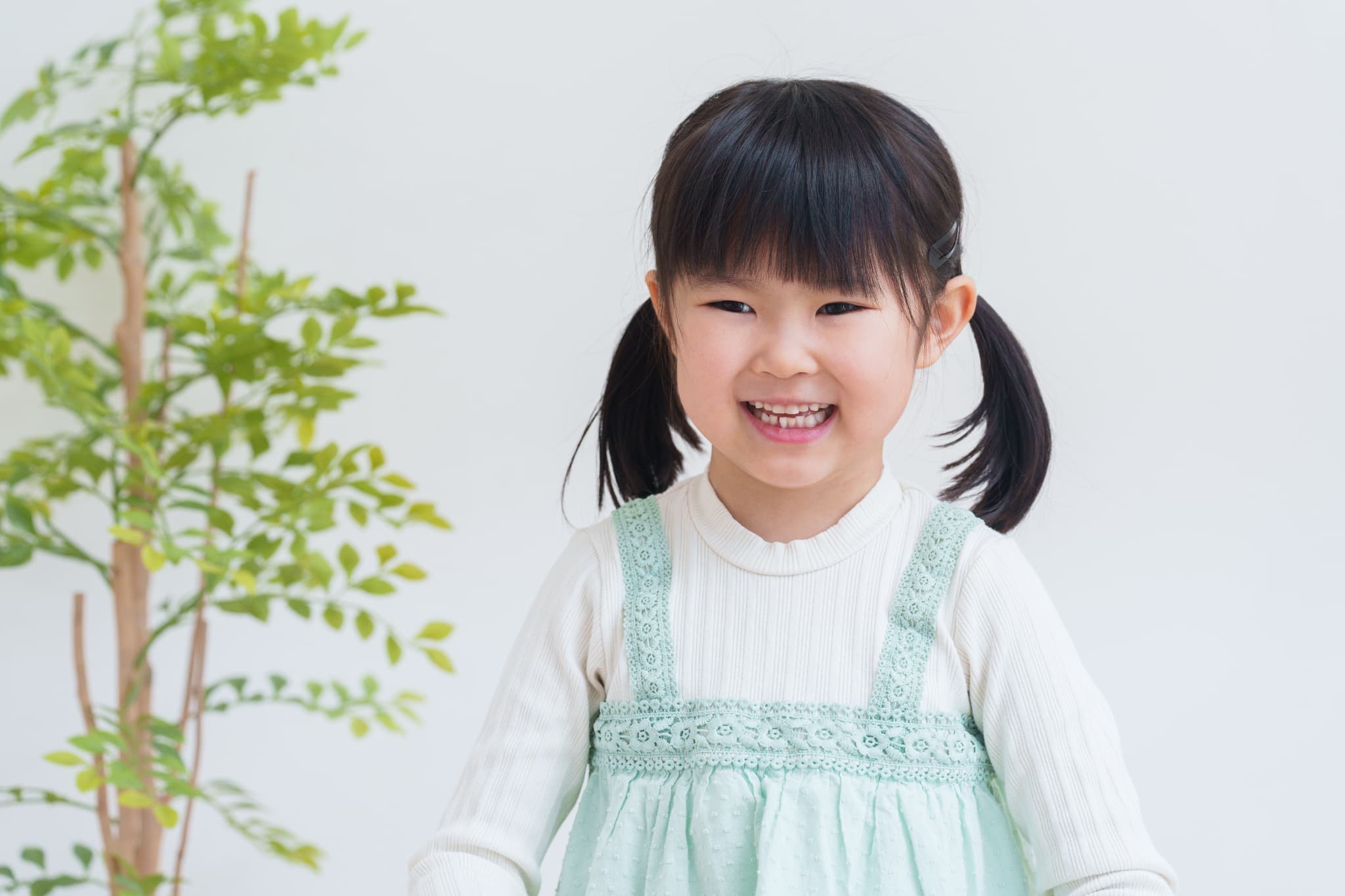 受け口気味の女の子